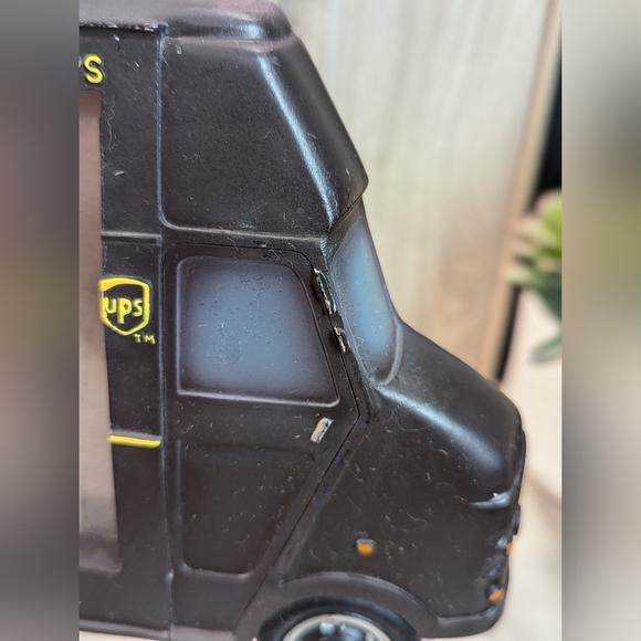 Truck Picture Frame "UPS DRIVER TRUCK" 4x6 Vintage Brown - Picture 5 of 11